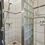 Awesome In With Kitchen * 乌尔夫堡