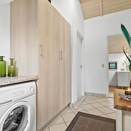 Dom wakacyjny Awesome In With Kitchen