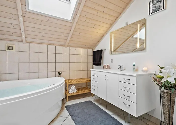Awesome In With Kitchen 펜션 Ulfborg