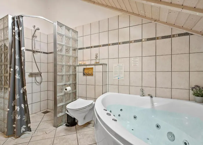 Awesome In With Kitchen